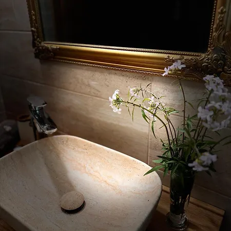 Apartman With A Terrace Forest Lullula Veprinac