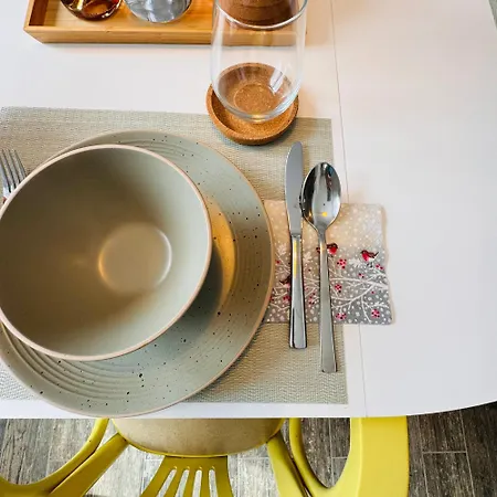 With A Terrace Forest Lullula Apartman *