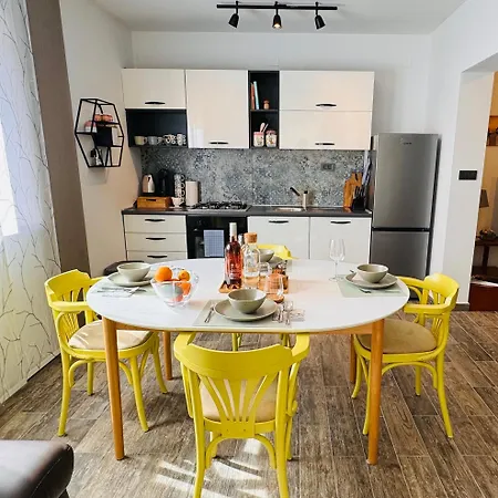 With A Terrace Forest Lullula