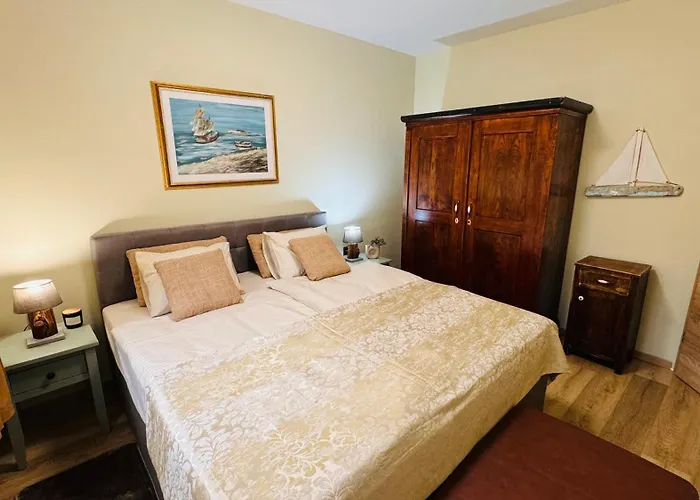 With A Terrace Forest Lullula Διαμέρισμα