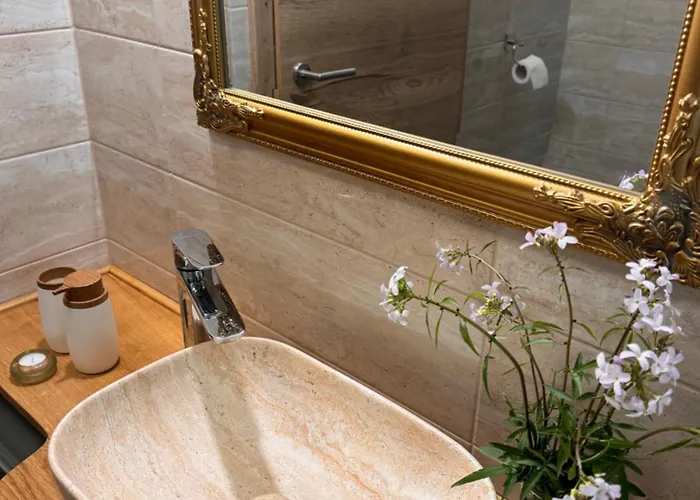 With A Terrace Forest Lullula Διαμέρισμα Veprinac