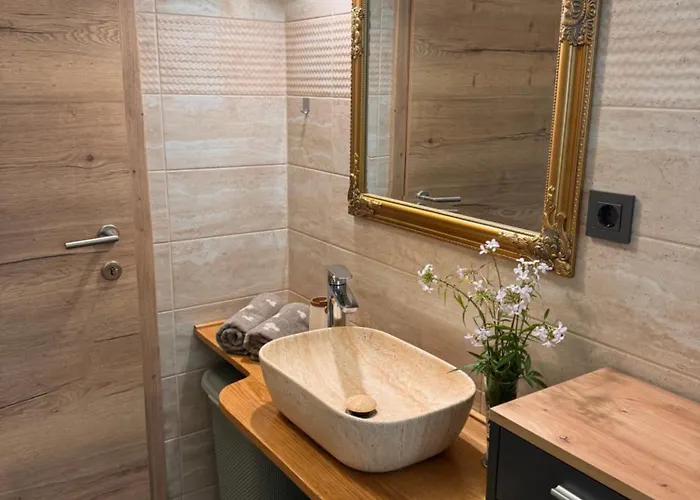 With A Terrace Forest Lullula Διαμέρισμα