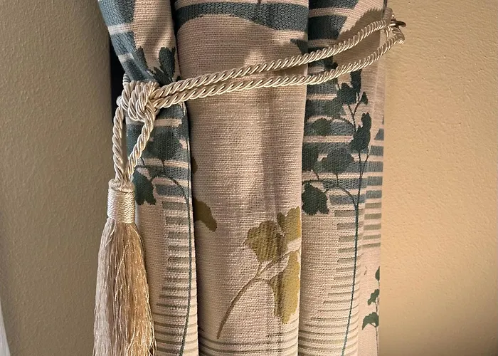 With A Terrace Forest Lullula *