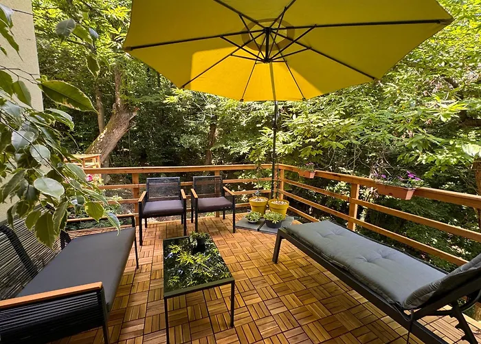 With A Terrace Forest Lullula Veprinac